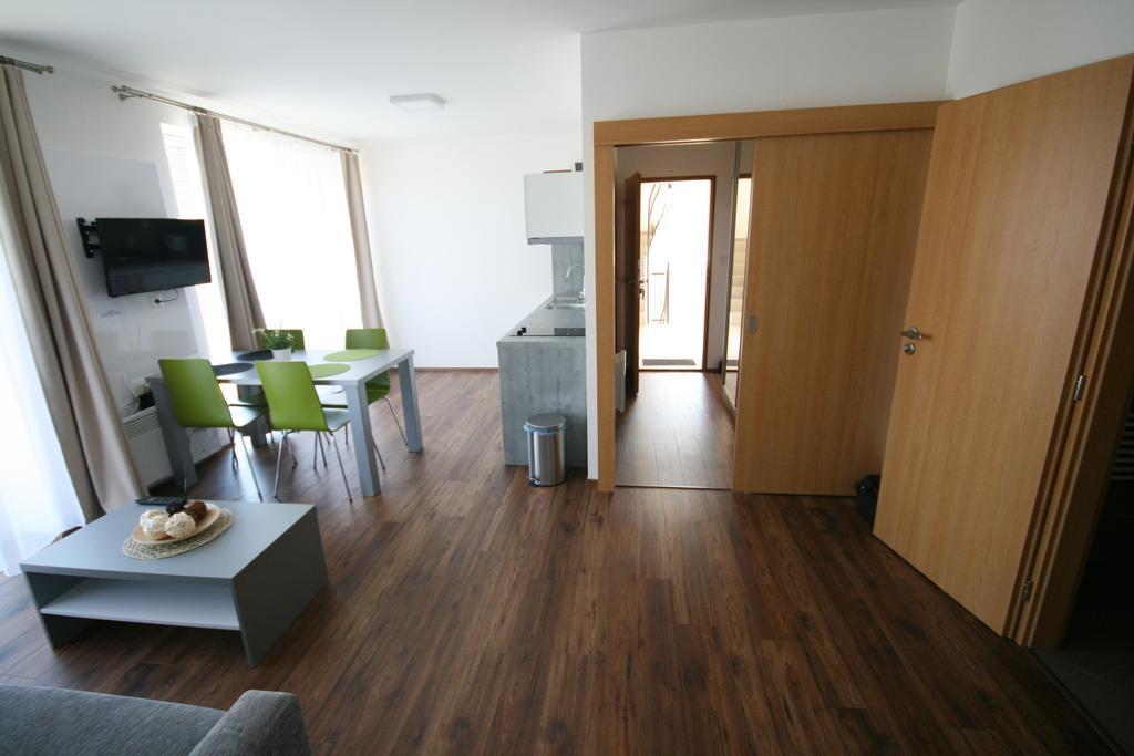 Apartmány Apollon Resort Lednice Kültér fotó